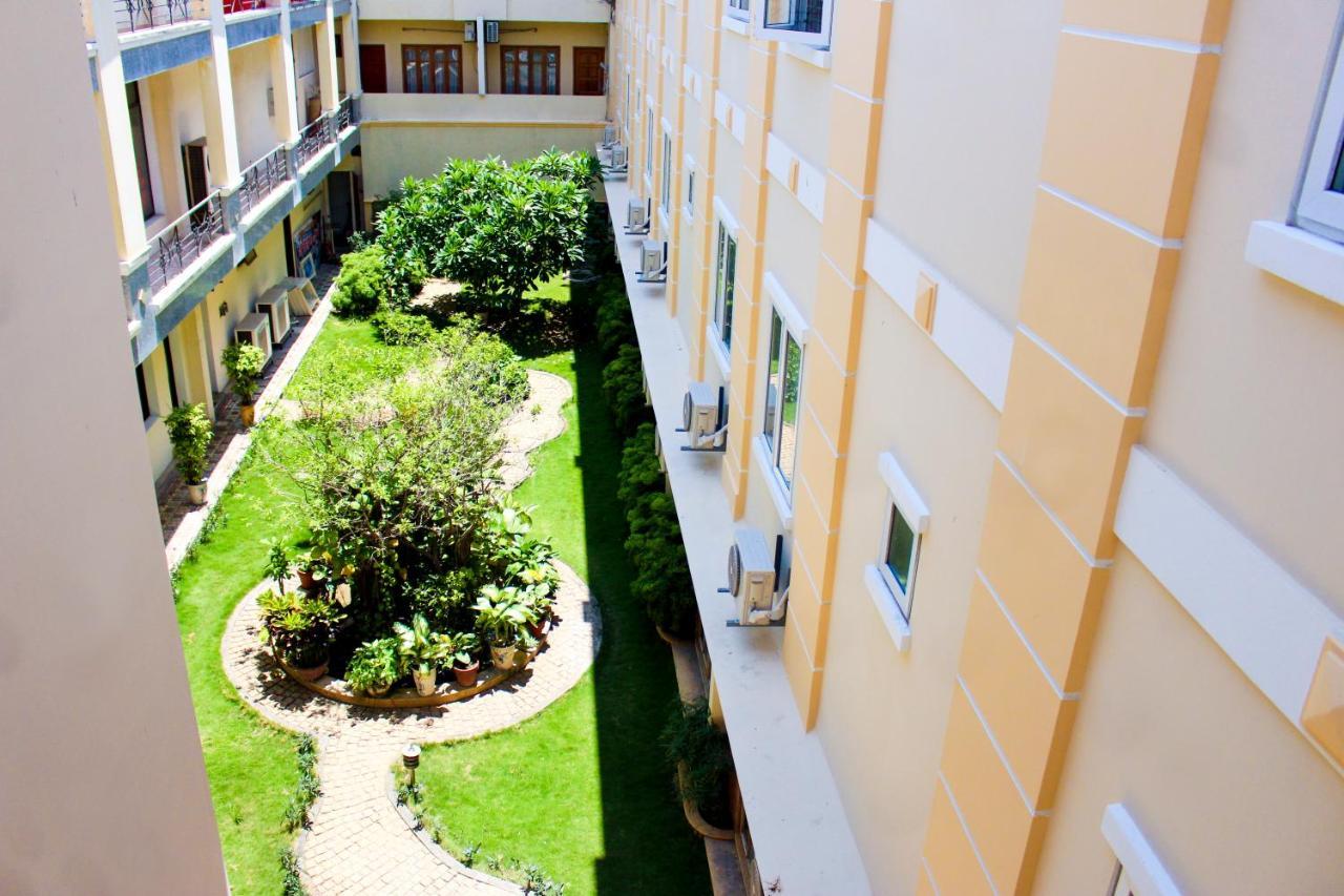 Quy Nhon Hotel Экстерьер фото